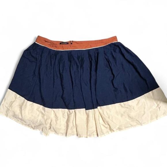 Size 18 pleated Lands’ End mini skirt with burnt orange / brown waist - Picture 2 of 4